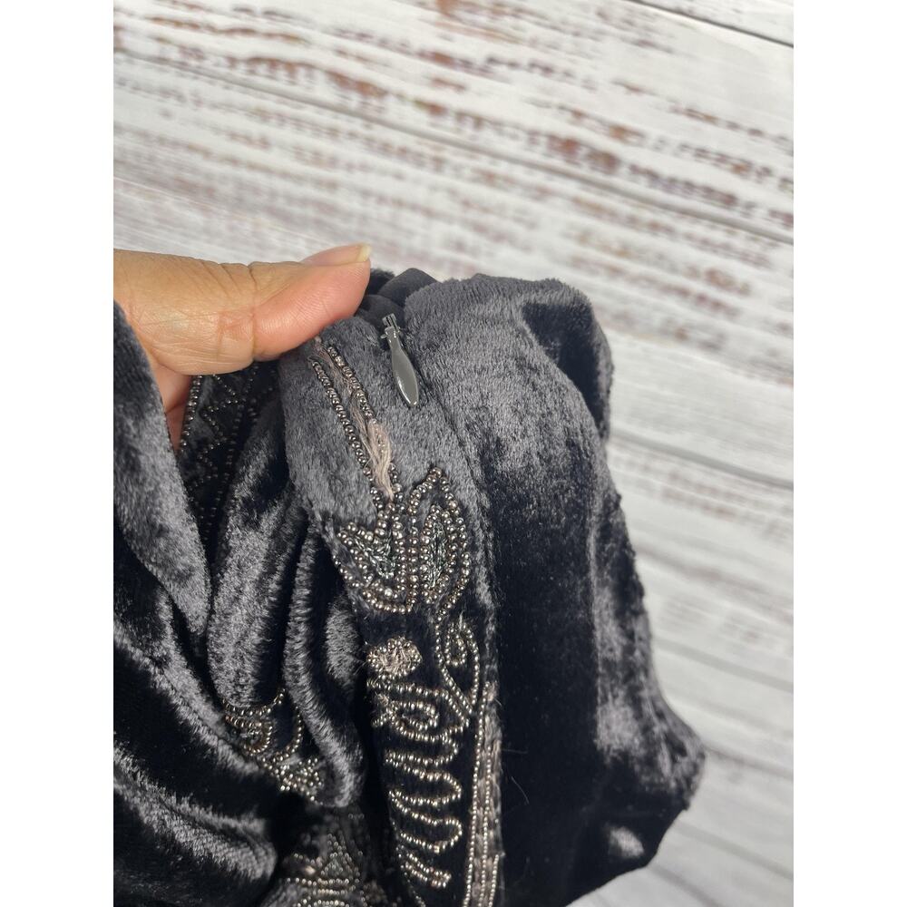 Mondi Dress Women's 38 US SZ 8 Black Beaded Crushed Velvet Sleeveless Maxi Gown - Picture 5 of 10
